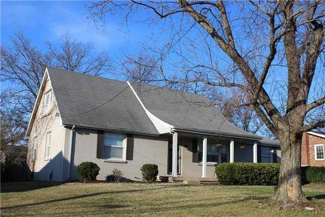 2522 Edge O Lake Dr - Photo 2 of 19