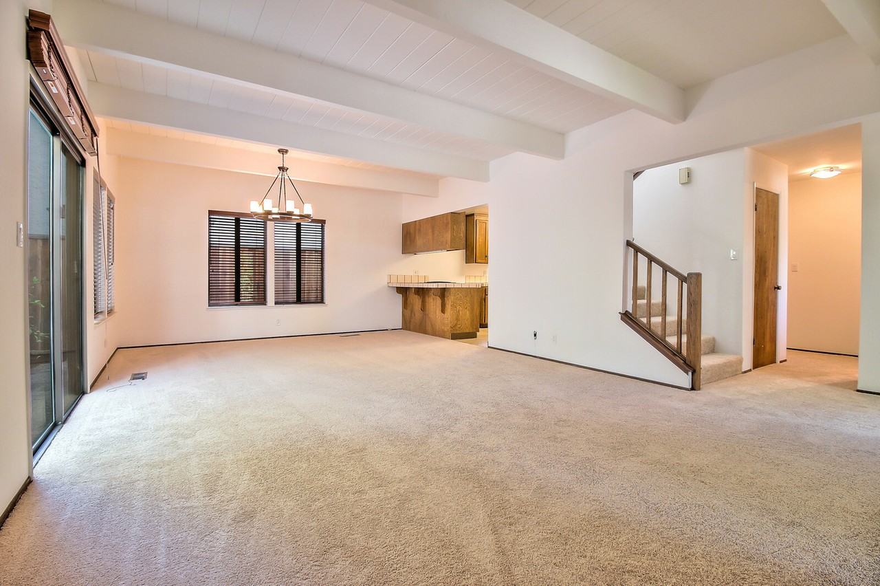 247 Oconnor St - Photo 3 of 22