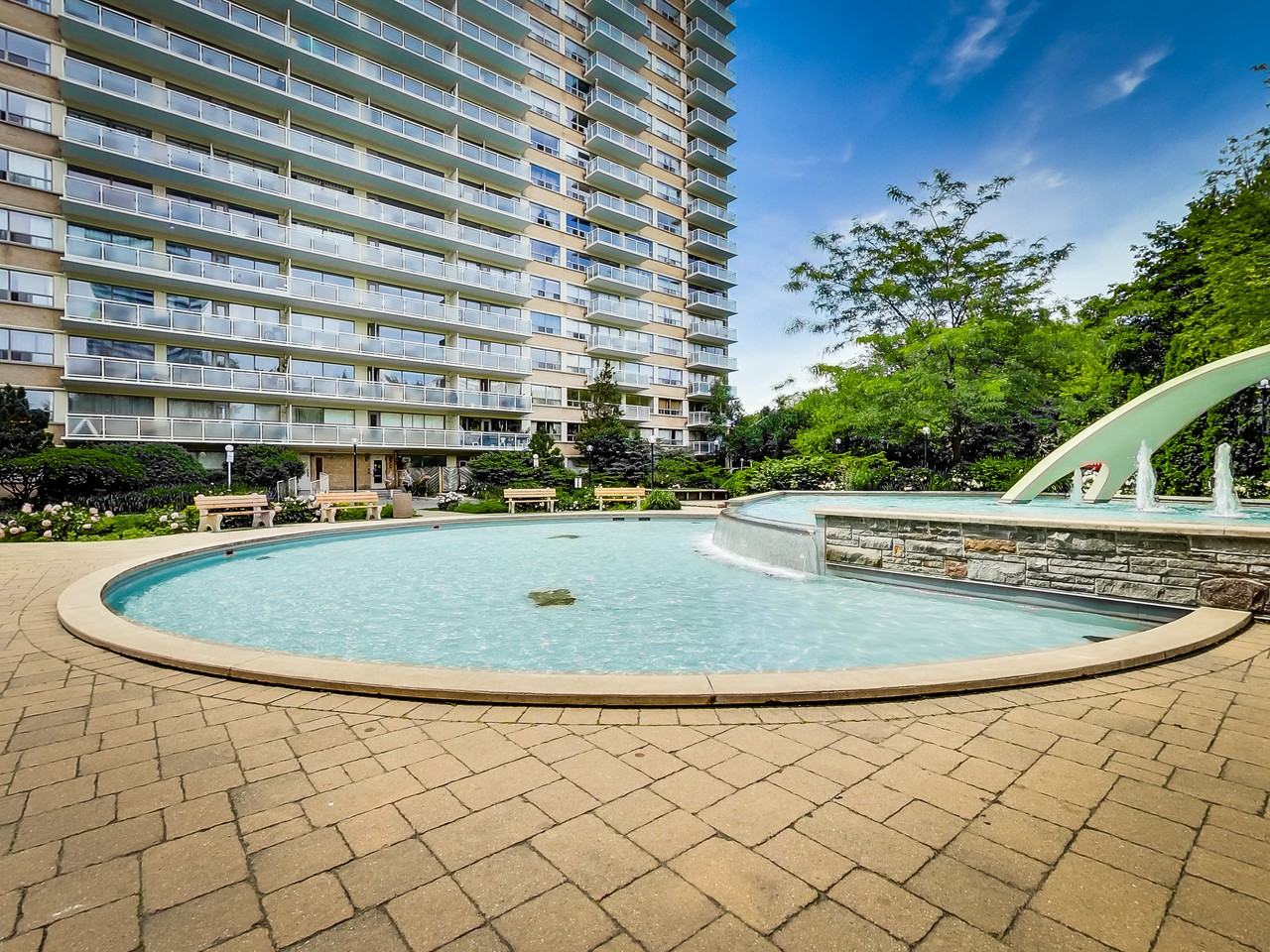 Brentwood Towers - Photo 2 of 50