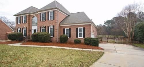 5633 Legacy Cir - Photo 2 of 23