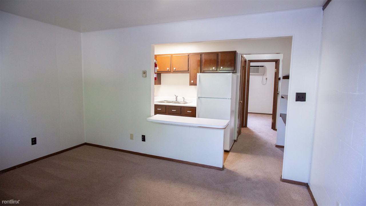 Bellevue - Photo 3 of 25