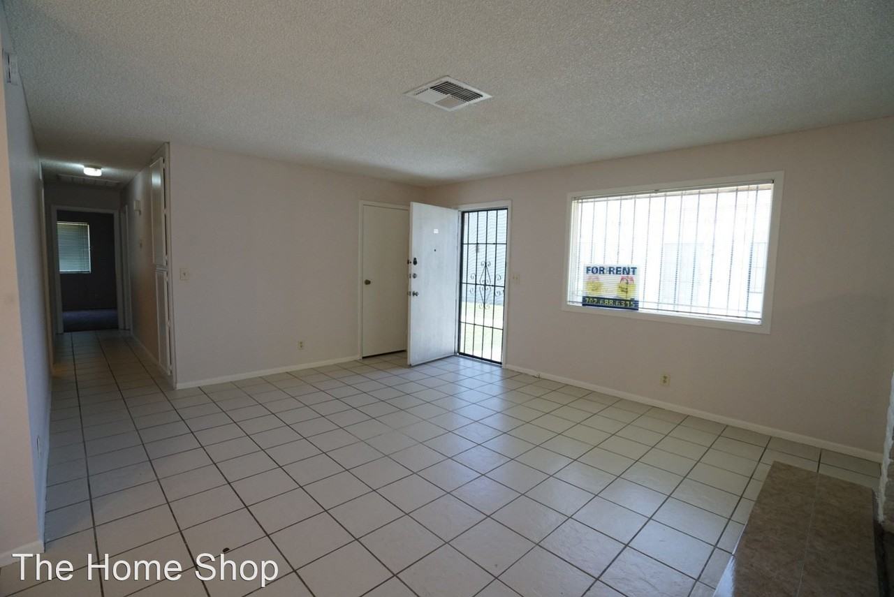 3619 Villa Knolls East - Photo 2 of 14