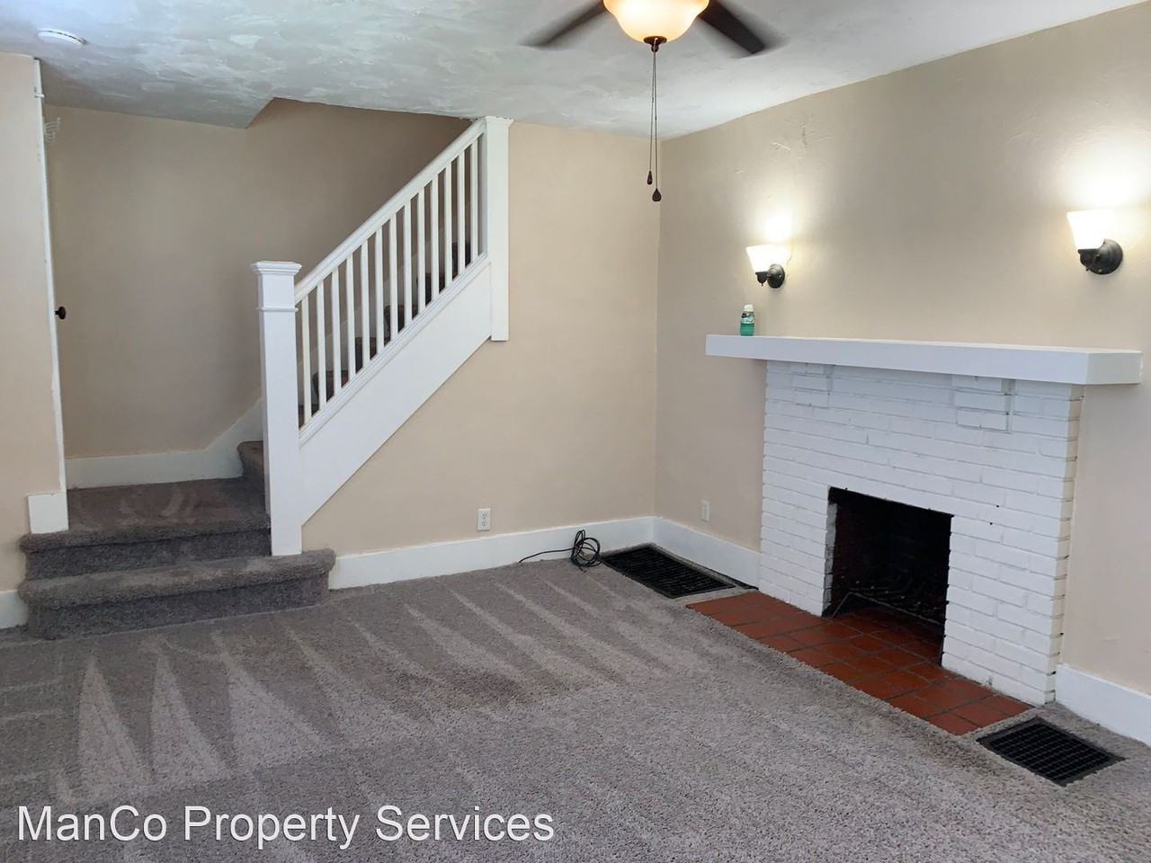 32 S Moss Ave - Photo 2 of 11