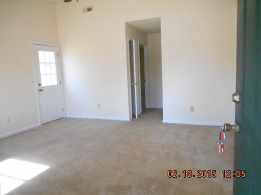 522 Elm St - Photo 2 of 12