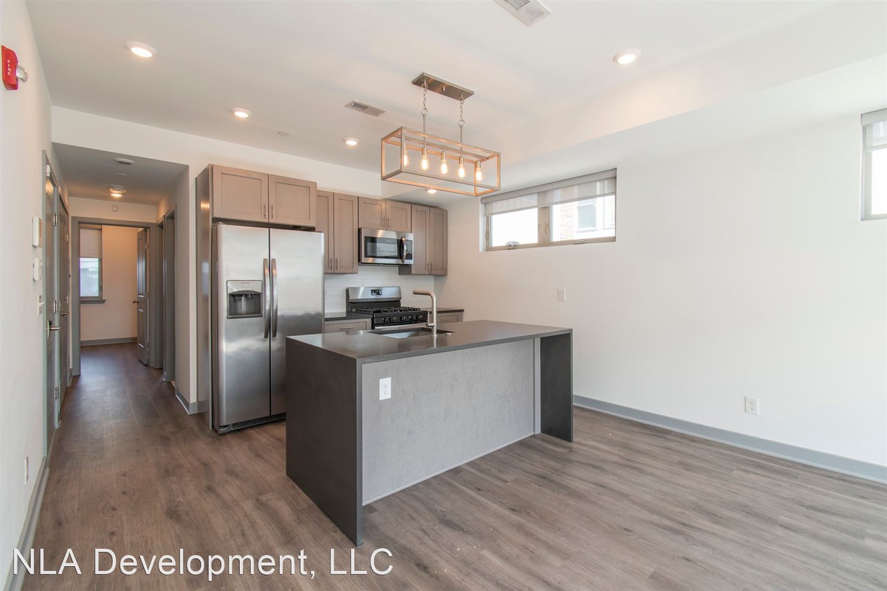 415 Berks St., Unit 1 - Photo 2 of 16