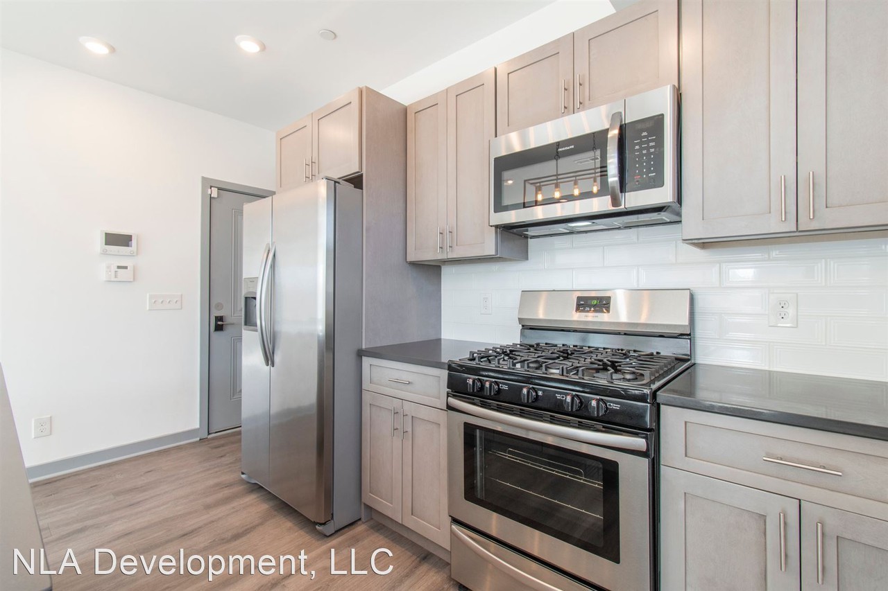 415 Berks St., Unit 1 - Photo 3 of 16