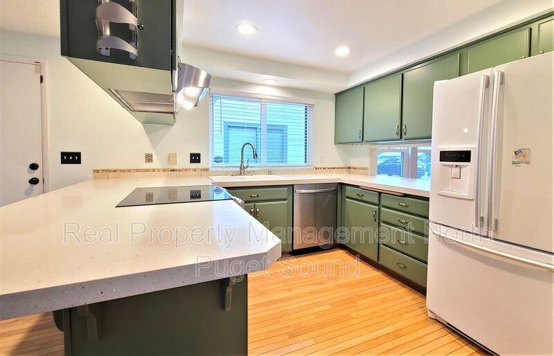 7914 44th Ave W - Photo 7 of 29