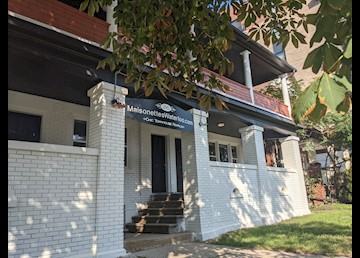 216 King Street South