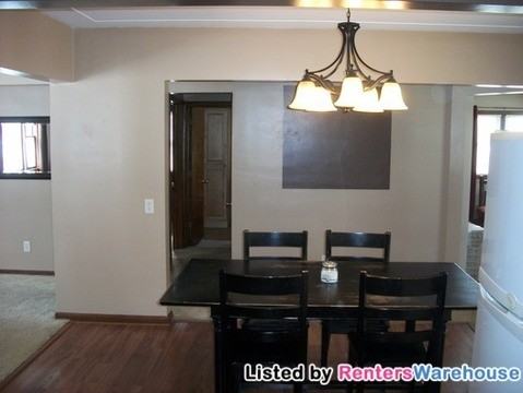 303 4th Ave S - Photo 2 of 11