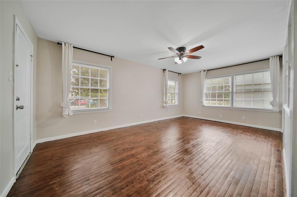 4505 Larch Ln - Photo 2 of 23