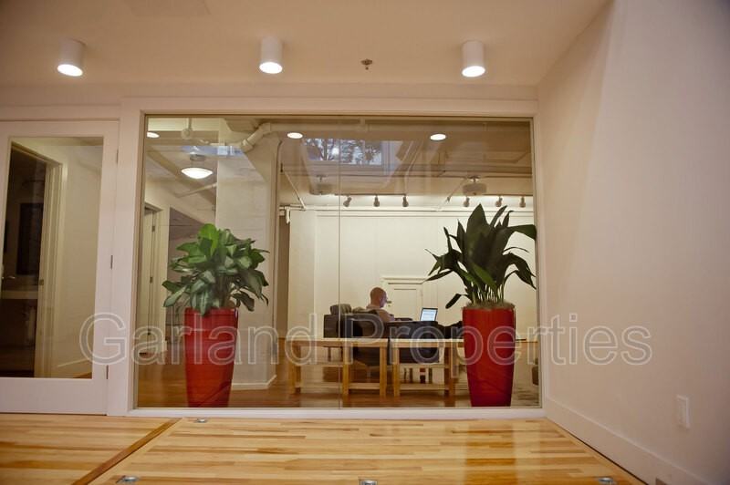 110 Campbell Ave Sw #002 - Photo 4 of 13