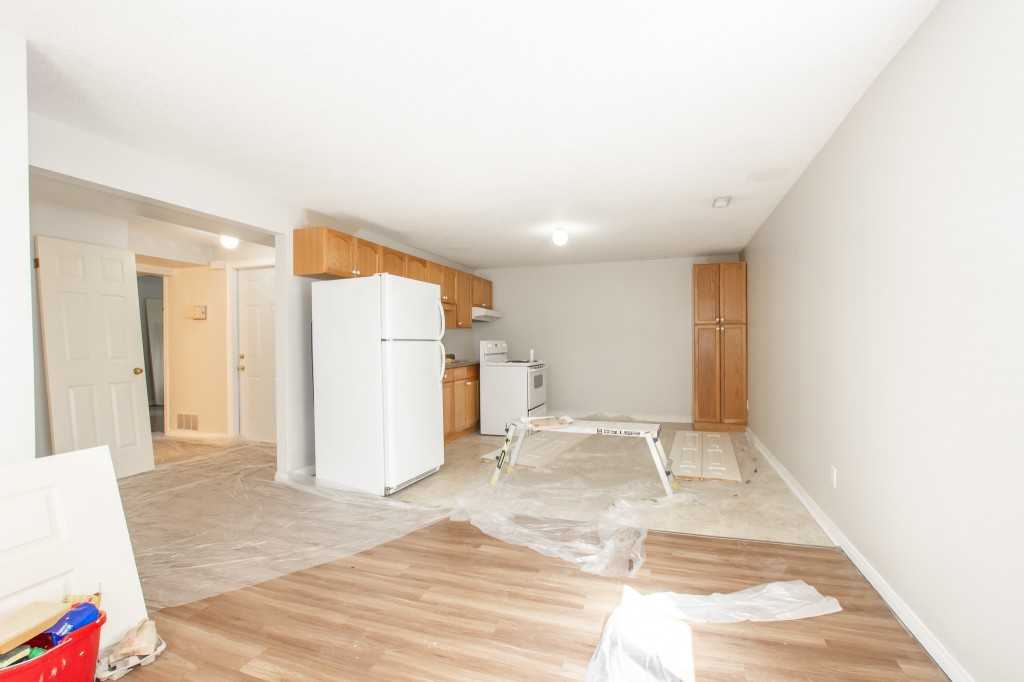 Lincoln Avenue - Photo 2 of 11