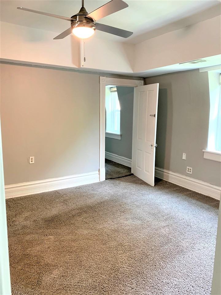 1014 Hemphill Ave Nw #1 - Photo 4 of 23