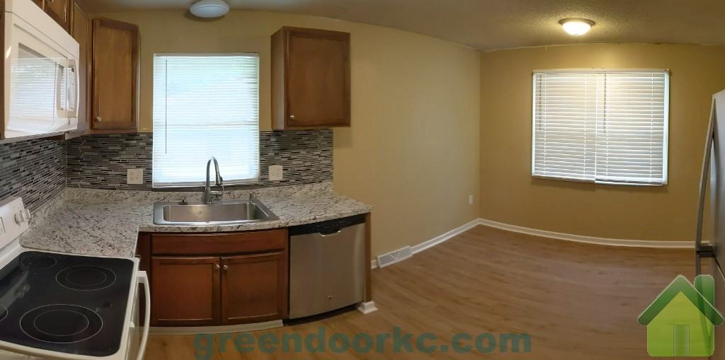 9184 W 78th Ter #9184 - Photo 5 of 11