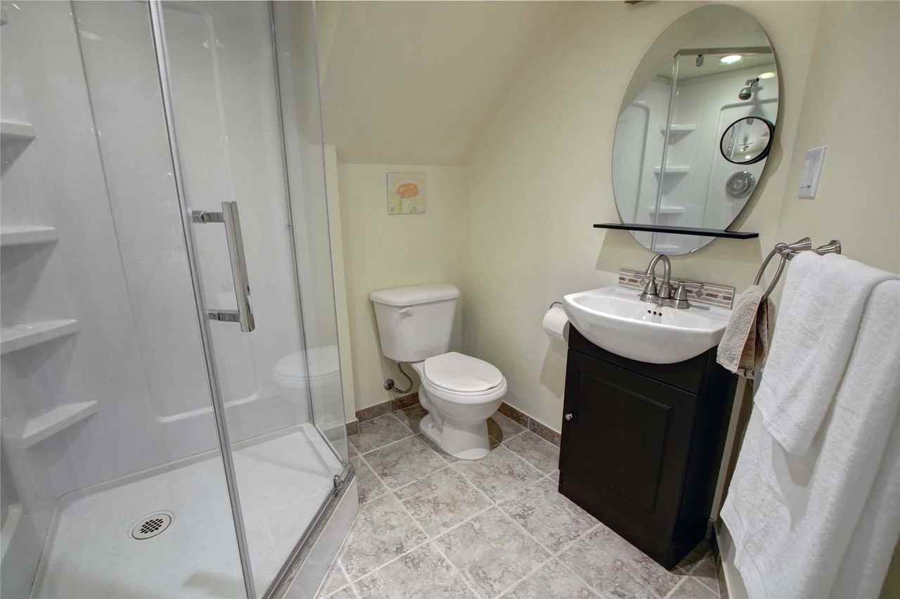 60 Donshire Court - Photo 3 of 15