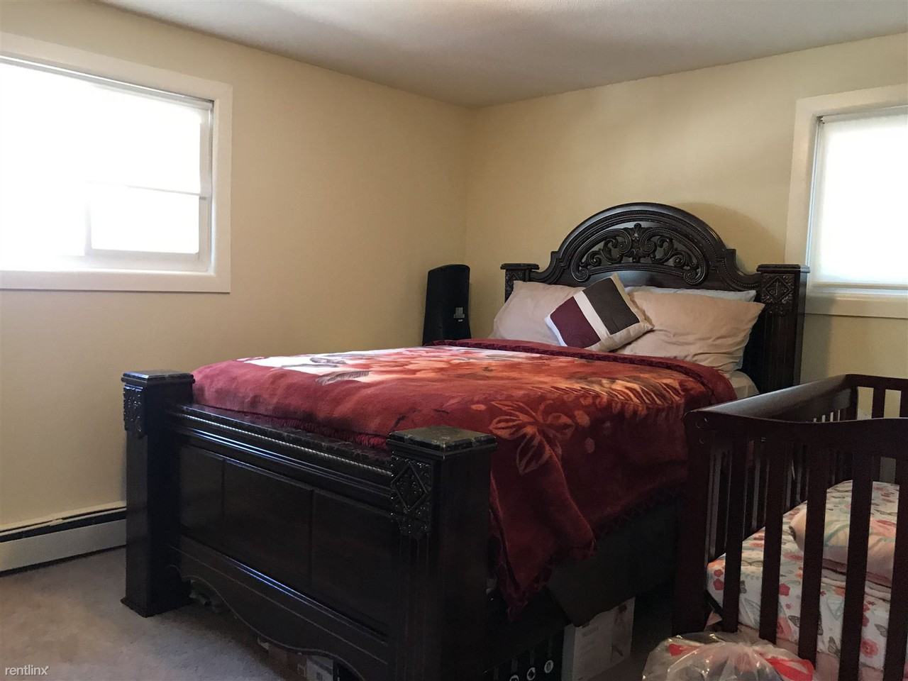 33 Crawford St - Photo 2 of 4