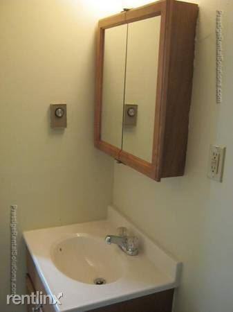 17 Cross St - Photo 3 of 4