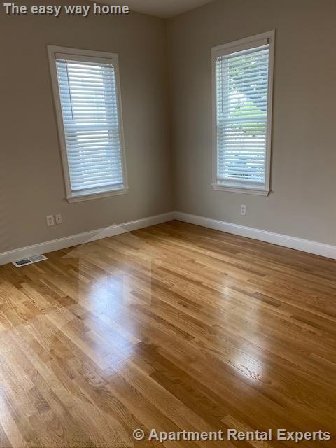 13 Brighton St #1 - Photo 7 of 21