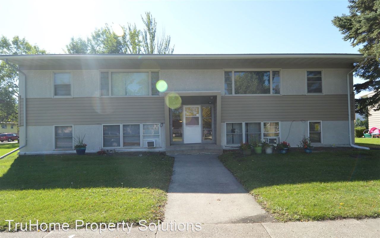 1117 13th Ave S - Photo 2 of 2