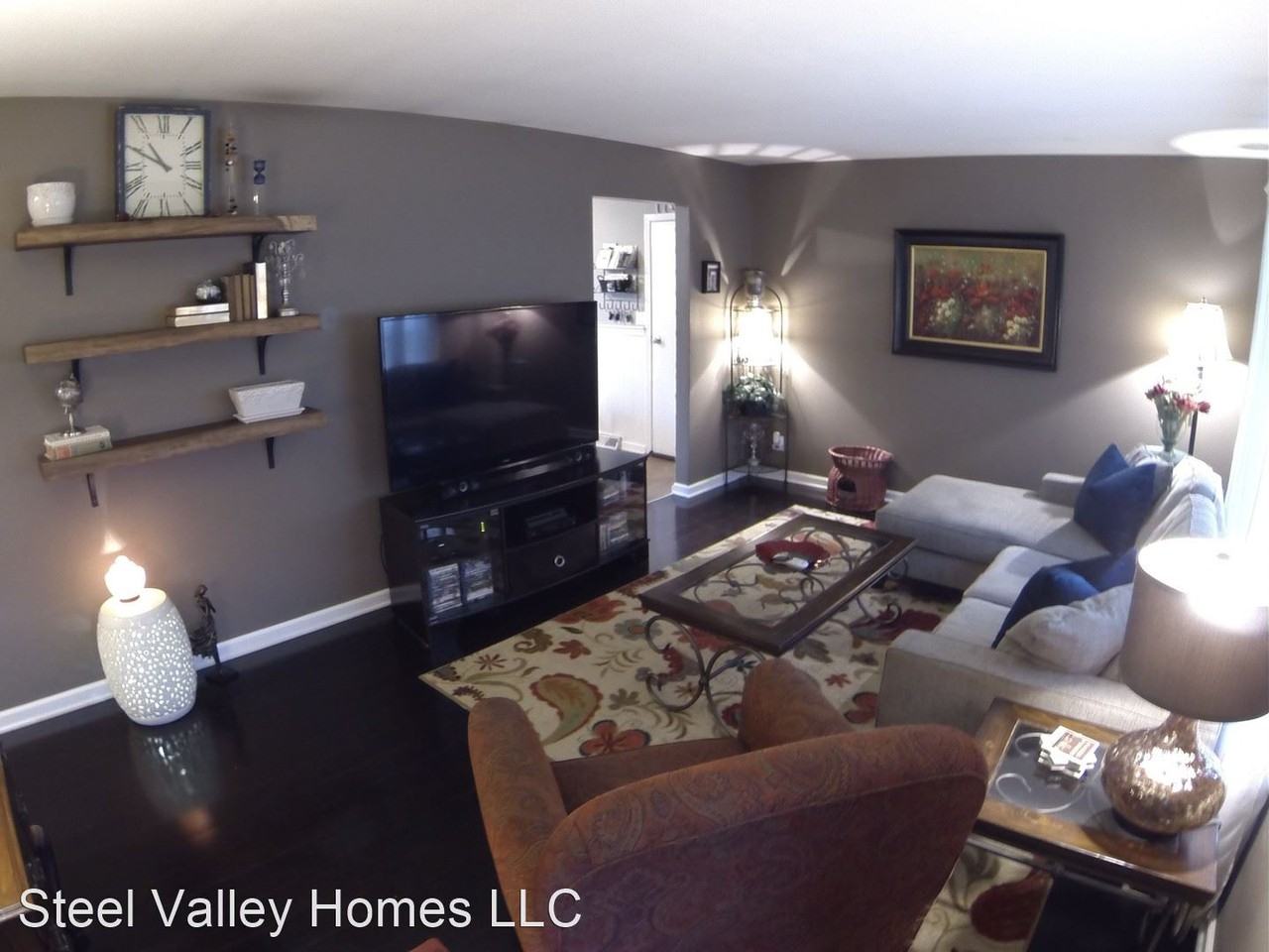 563 Janet Dr - Photo 3 of 11