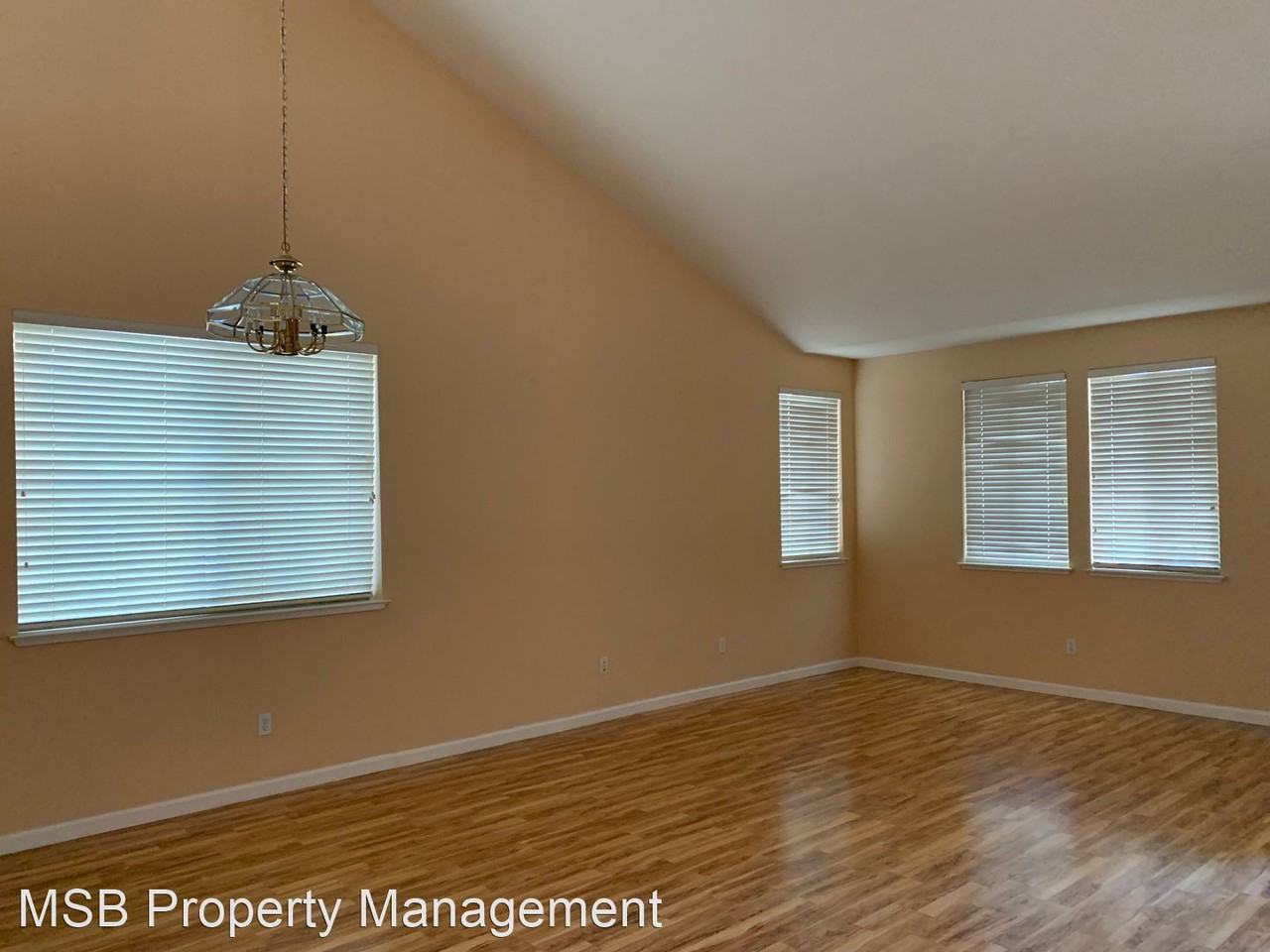 327 Titan Way - Photo 3 of 18