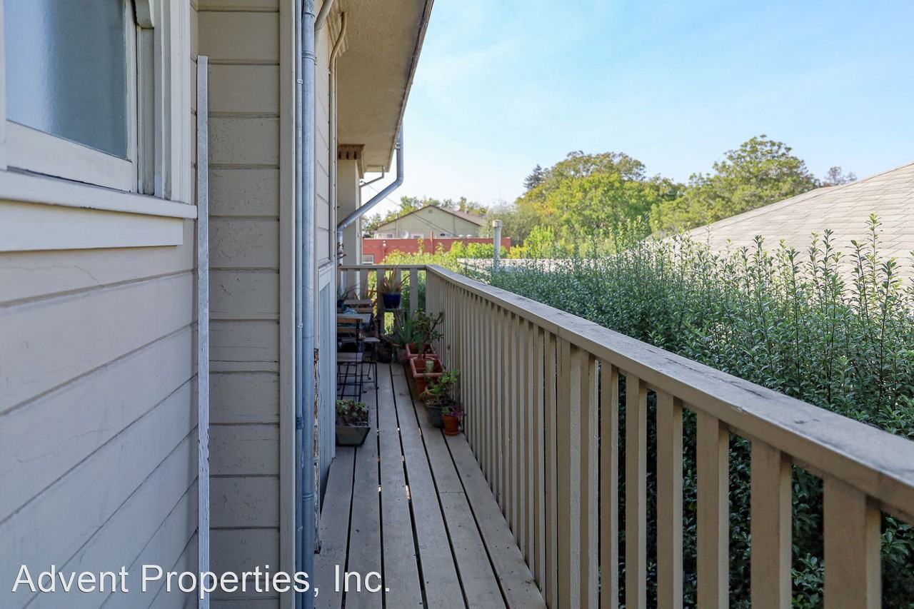 400 Avon St #3 - Photo 3 of 15