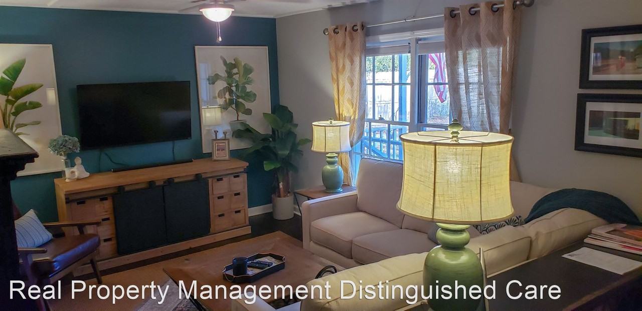 1435 Brockman Cir - Photo 3 of 16