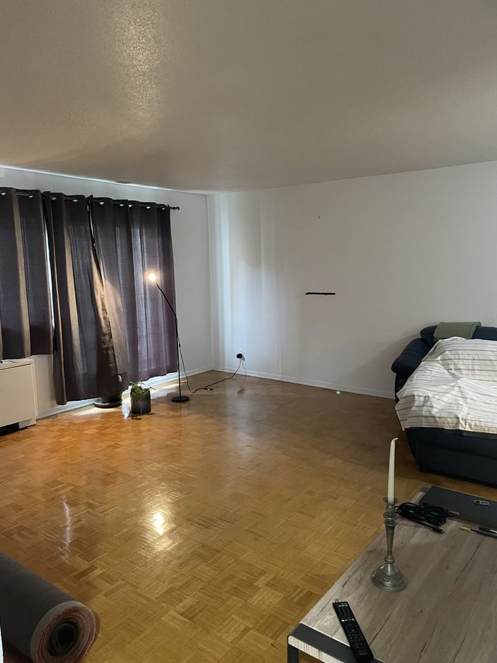 424 Queen Street - Photo 3 of 5