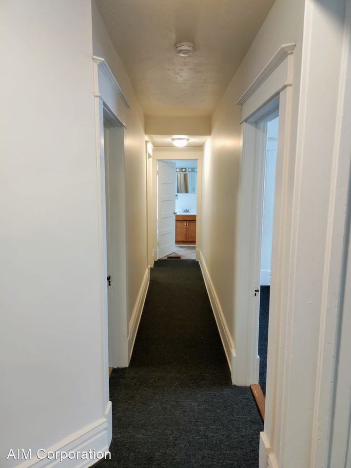 1128 Newell Pl - Photo 3 of 8