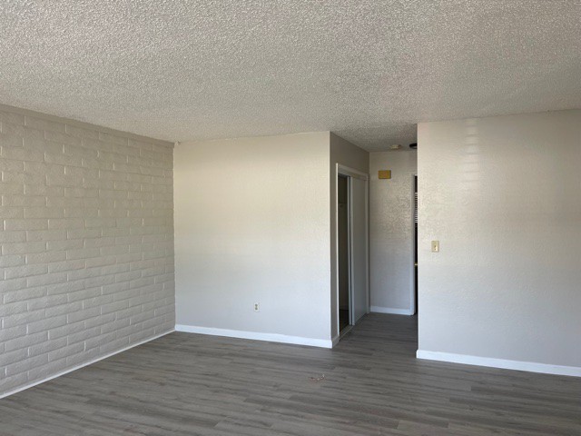 1795-1799 York Way - Photo 3 of 17