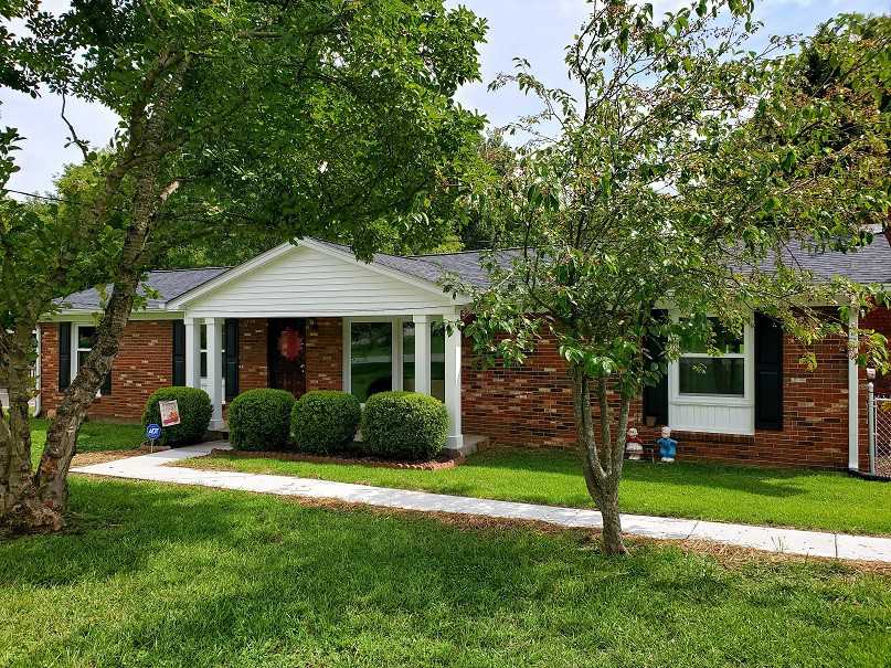 313 Goldie Dr - Photo 2 of 22