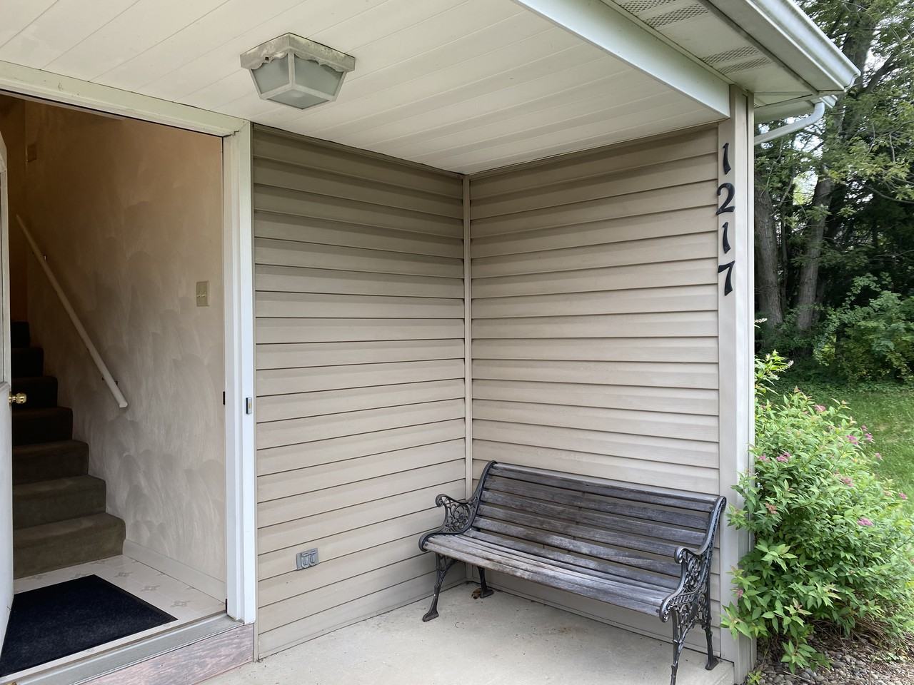 1217 Ben Avon St - Photo 2 of 29