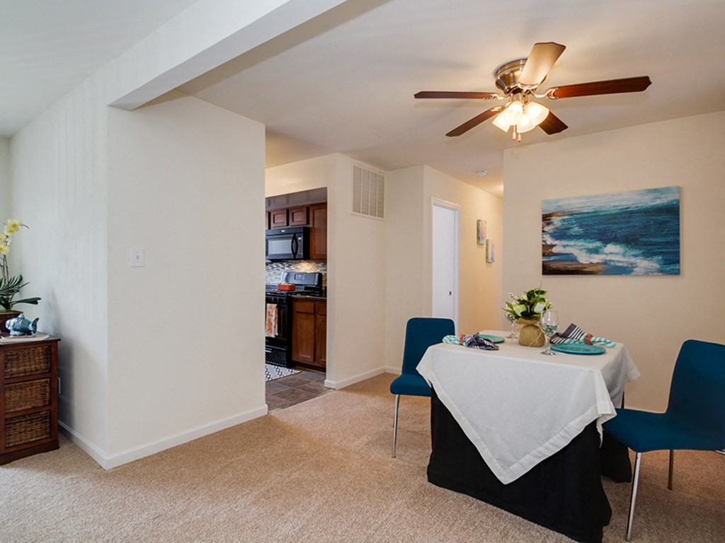 Conway Garden Apartments - Photo 5 of 12