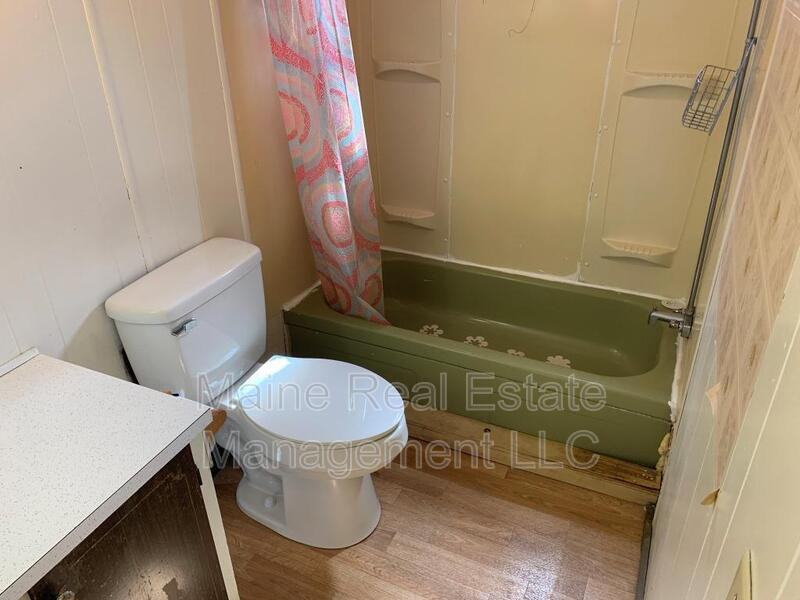 3F Schoppe Dr #3F - Photo 3 of 7