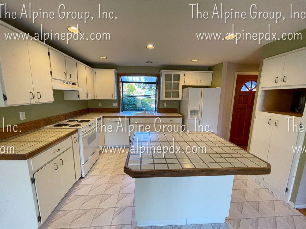 20933 Sw 86th Ave - Photo 2 of 24