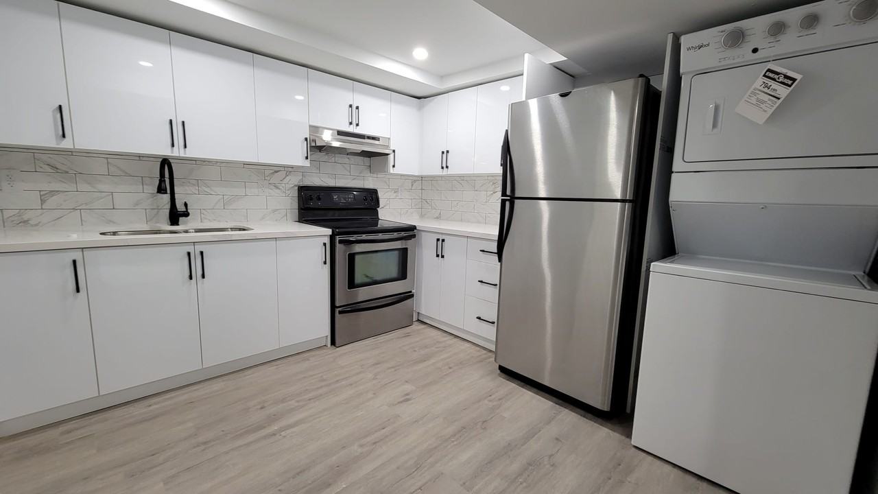 73 Barrington Drive #2 - Photo 2 of 10