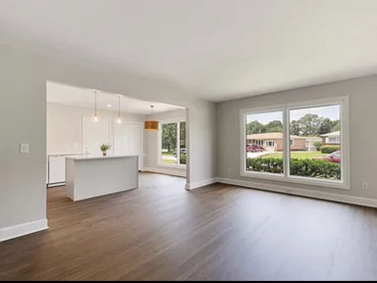 1619 Woodcrest Ave - Photo 3 of 29