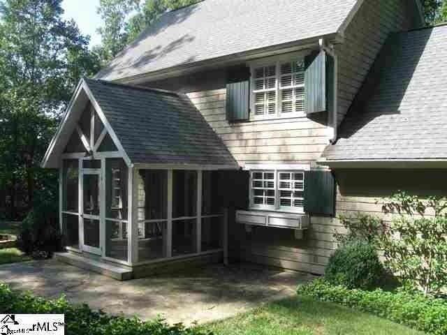 6 Glen Oaks Dr - Photo 3 of 18