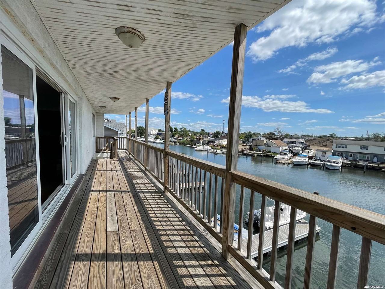 70 Front St - Photo 3 of 31