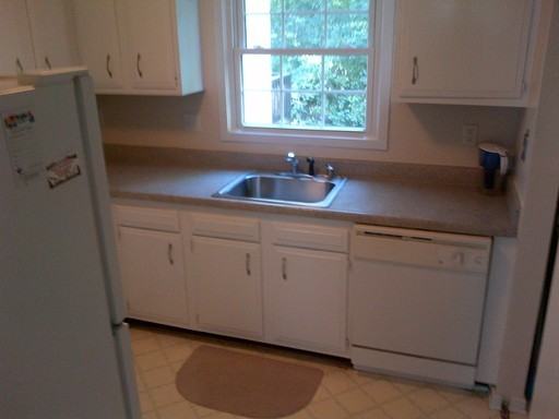 5559 Forest Hill Ave - Photo 3 of 6