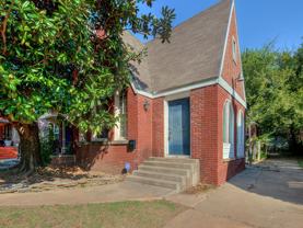 1133 Nw 38th St #1 - Photo 1 of 1
