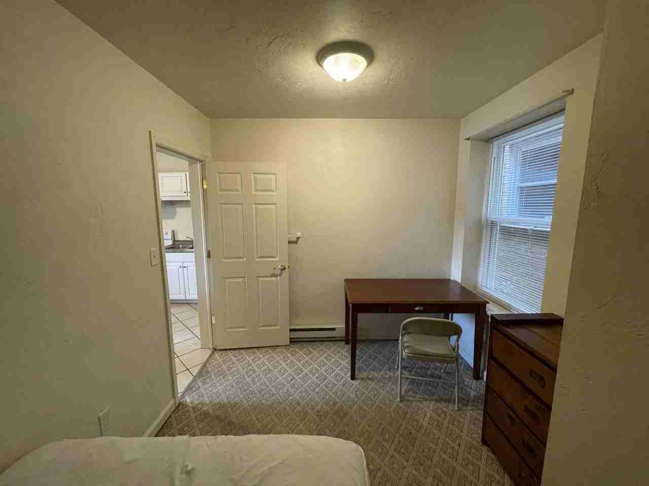 866 Wayne Ave #866 - Photo 5 of 13