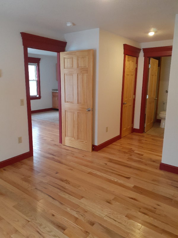 2847 Main St #8 - Photo 3 of 13