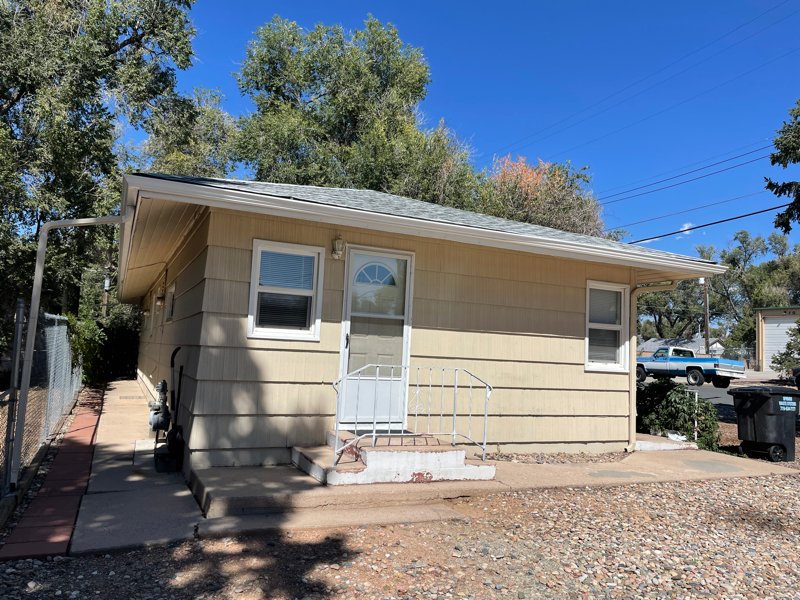 308 Pitkin St - Photo 2 of 13