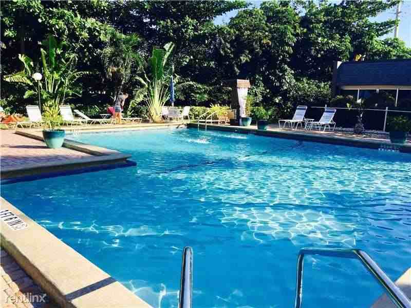 801 S Federal Hwy - Photo 2 of 6