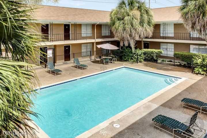 Fountain Park - Photo 3 of 5