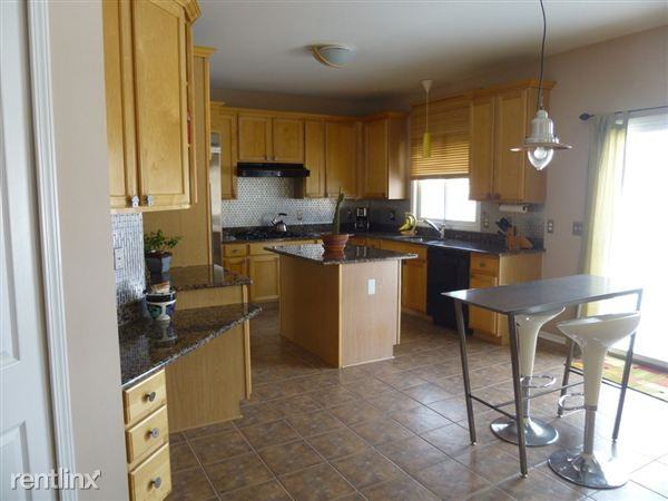 5724 Majestic Oaks Dr - Photo 2 of 5