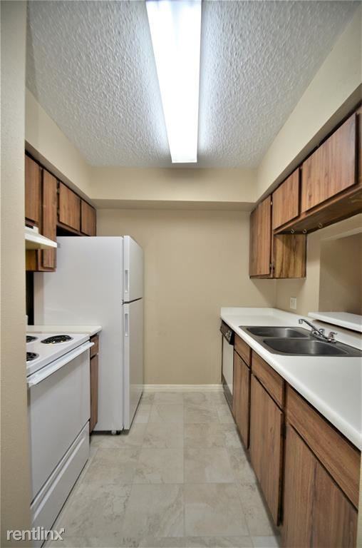 2800 Jeanetta St - Photo 3 of 11