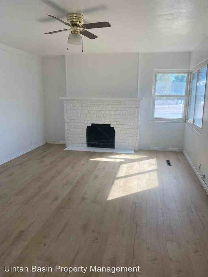 108 W 200 N - Photo 3 of 13