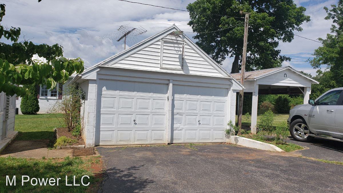 134 Wayside Dr - Photo 2 of 13